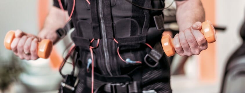 EMS Krafttraining mit Zusatzgewichten EMS Krafttraining mit Zusatzgewichten